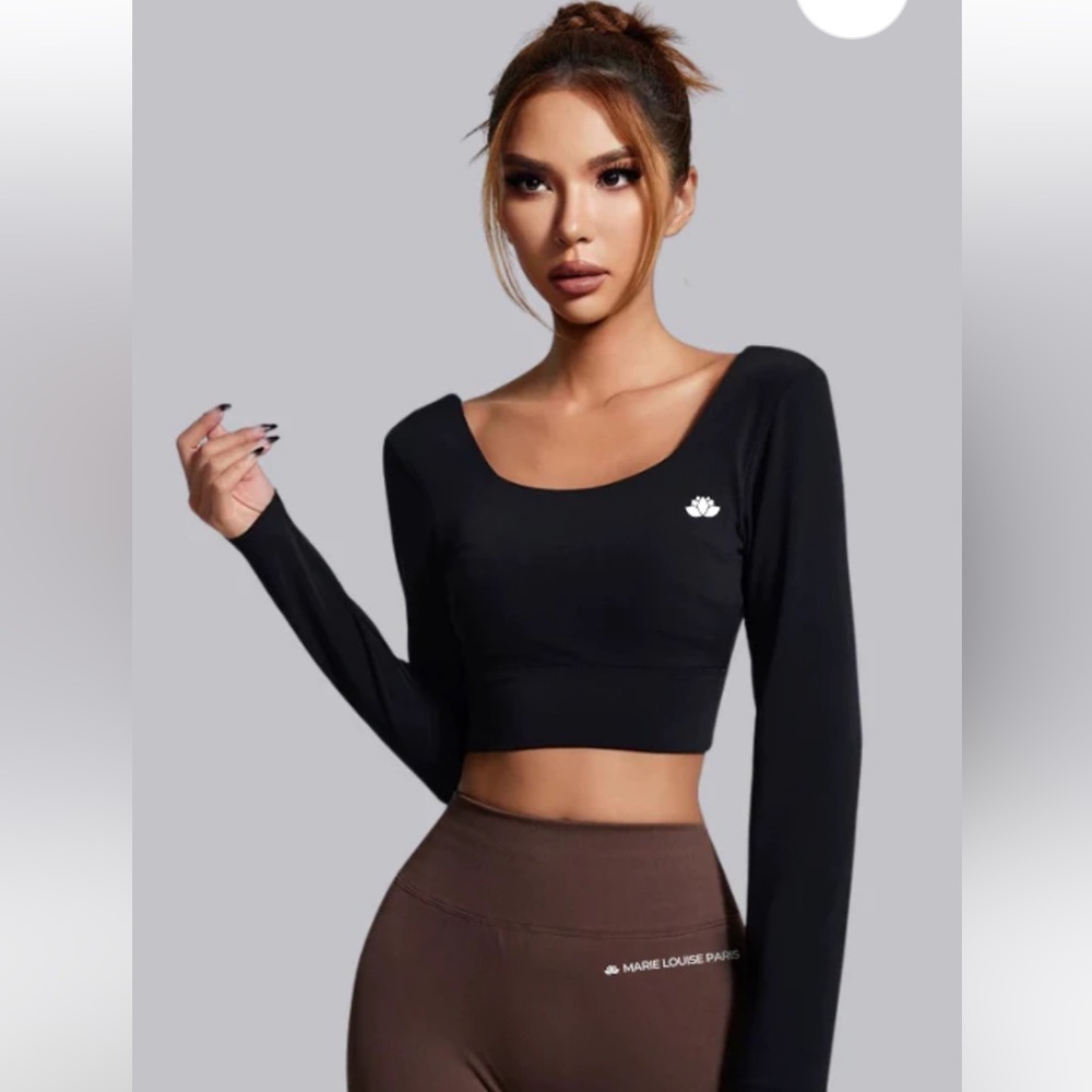 Marie Louise Paris Active Black Crop Top